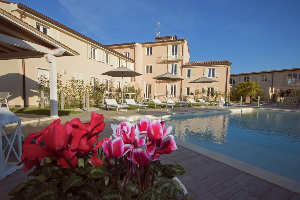 Il Tremarino Aparthotel Camaiore Eksteriør bilde